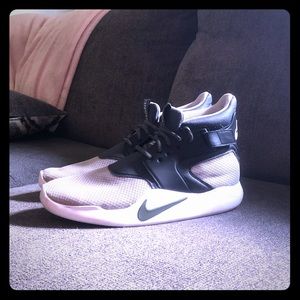 Nike Incursion Men’s Size 11